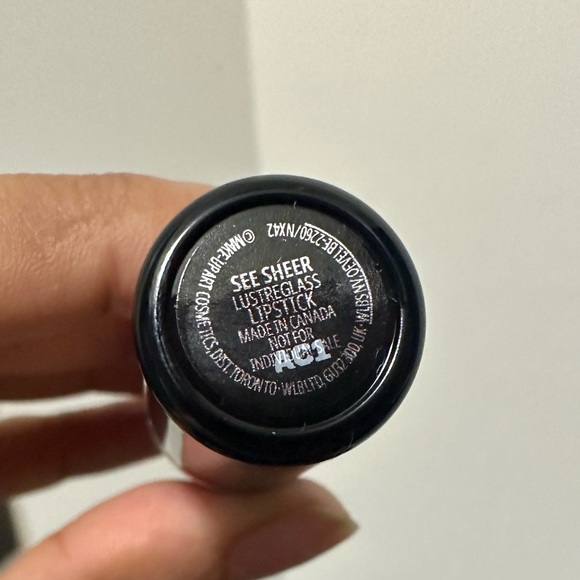 NEW FULL SIZE MAC LUSTRE GLASS LIPSTICK IN SHADE SEE SHEER - Picture 4 of 10